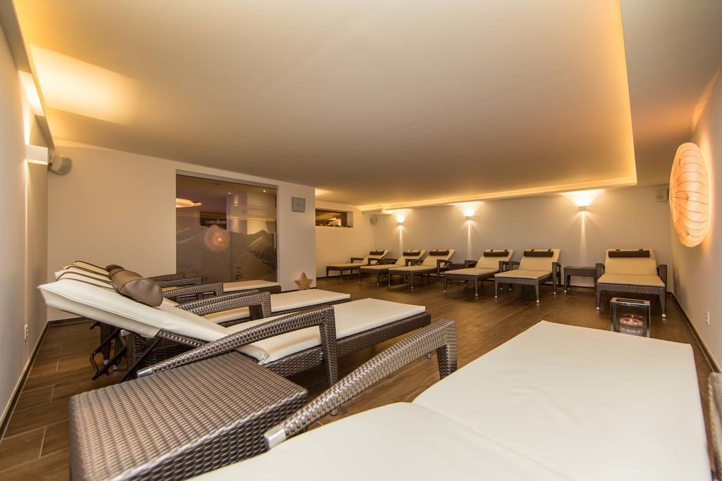 Panorama Samnaun Aparthotel Buitenkant foto